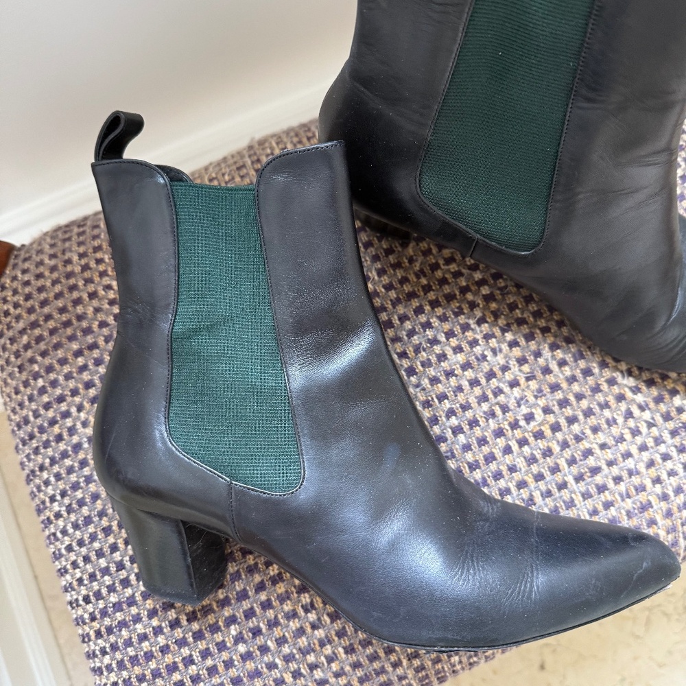 Gucci Pointed Toe Black Leather Short Boots